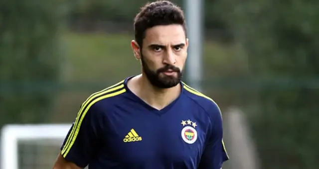 Fenerbahçeli Mehmet Ekici Kendini Zorlayınca Tekrar Sakatlandı, GS Derbisinde Yok