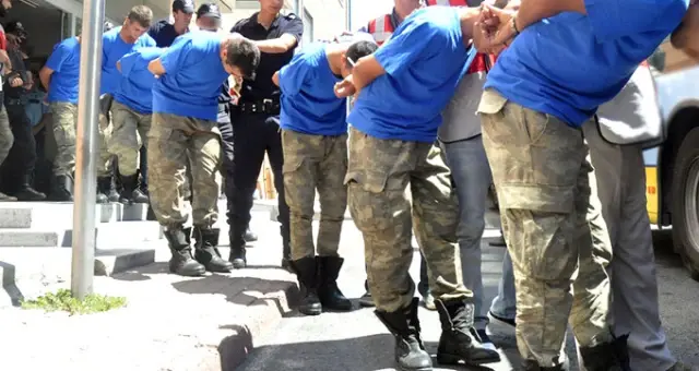 Konya Merkezli FETÖ Operasyonunda 8'i Muvazzaf 10 Astsubay Gözaltına Alındı