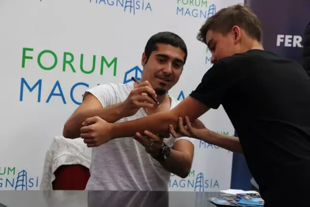 Manisa'da Oğuzhan Koç ve Ferman Akgül Rüzgarı
