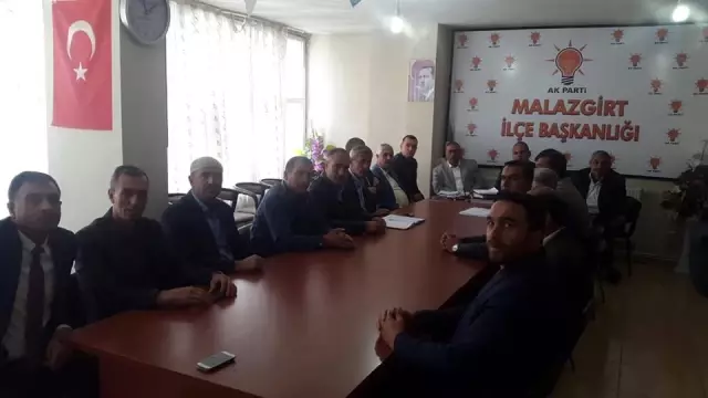 AK Parti'den İstişare Toplantısı AK Parti'den İstişare Toplantısı