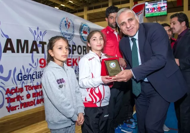 Amatör Spor Haftası Kapanış Töreni Amatör Spor Haftası Kapanış Töreni