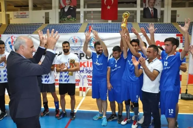 Amatör Spor Haftası Kapanış Töreni Amatör Spor Haftası Kapanış Töreni