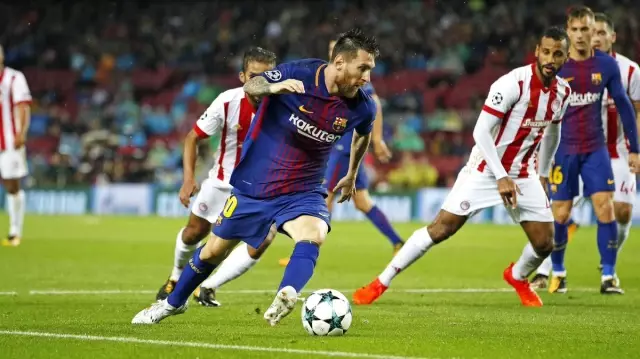 Barcelona'lı Yıldız Lionel Messi Avrupa Kupalarındaki 100. Golünü Attı