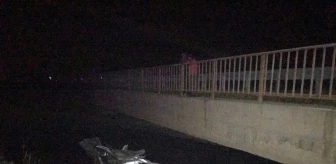 Pikap Kamyonete Çarpıp Su Kanalına Düştü: 3 Yaralı