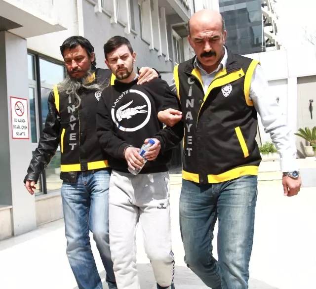 2 Kişiyi Öldüren Uyuşturucu Bağımlısı, Cinayet İşlediğini 2 Gün Sonra Arkadaşından Öğrenmiş