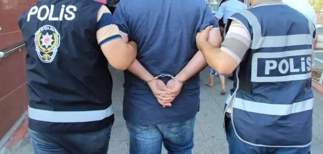 Dayakçı Öğretmen Gözaltına Alındı