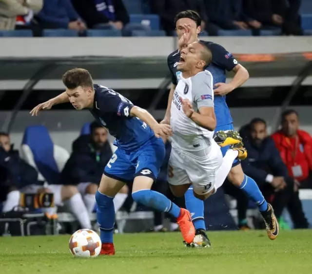 UEFA Avrupa Ligi: Hoffenheim: 0 - Medipol Başakşehir: 0 (İlk Yarı) UEFA Avrupa Ligi: Hoffenheim: 0 - Medipol Başakşehir: 0 (İlk Yarı)