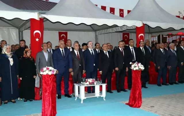 Bakan Fakıbaba: 'Birbirimize Sahip Çıkalım' Bakan Fakıbaba: 'Birbirimize Sahip Çıkalım'