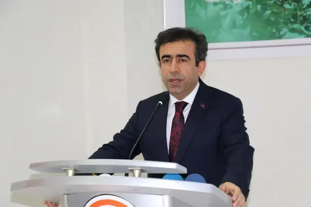 Diyarbakır'da Tarımsal Sulama Toplantısı Diyarbakır'da Tarımsal Sulama Toplantısı