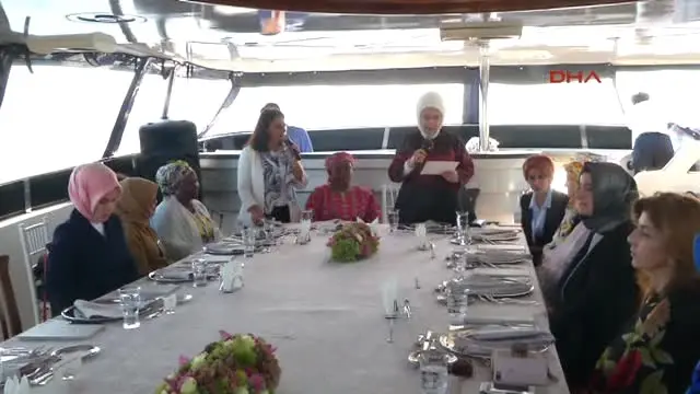 Emine Erdoğan, D-8 Zirvesine Gelen Liderlerin Eşlerini Konuk Etti Emine Erdoğan, D-8 Zirvesine Gelen Liderlerin Eşlerini Konuk Etti