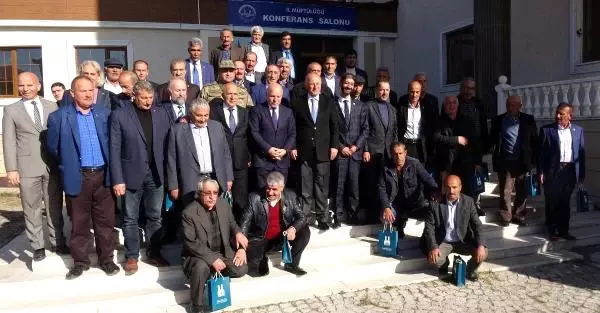 Eruzurum Valisi de Muhtarlarla Kerkük Türküsüyle Buluştu Eruzurum Valisi de Muhtarlarla Kerkük Türküsüyle Buluştu