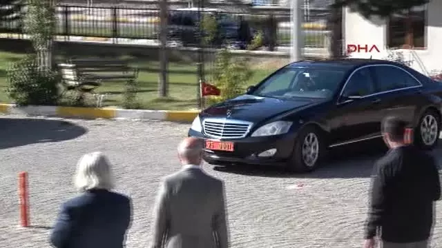 Erzurum Valisi de Muhtarlarla Kerkük Türküsüyle Buluştu Erzurum Valisi de Muhtarlarla Kerkük Türküsüyle Buluştu