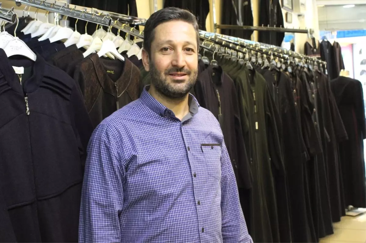 Onlarca Feraceyi Pantolonlarının İçine Sokarak Çaldılar