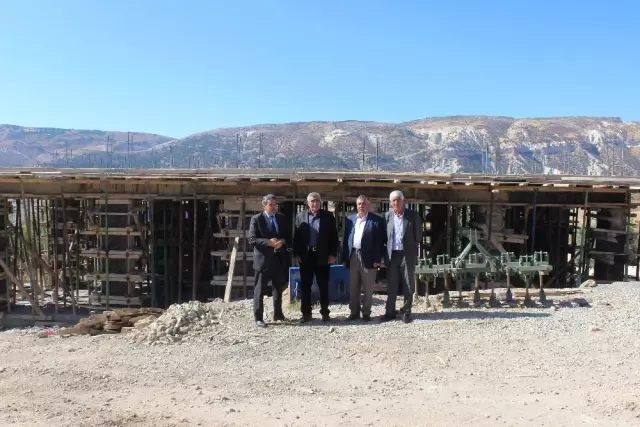 Tut İlçesi Yeşilyurt Köyüne Taziye Evi Yapılıyor Tut İlçesi Yeşilyurt Köyüne Taziye Evi Yapılıyor