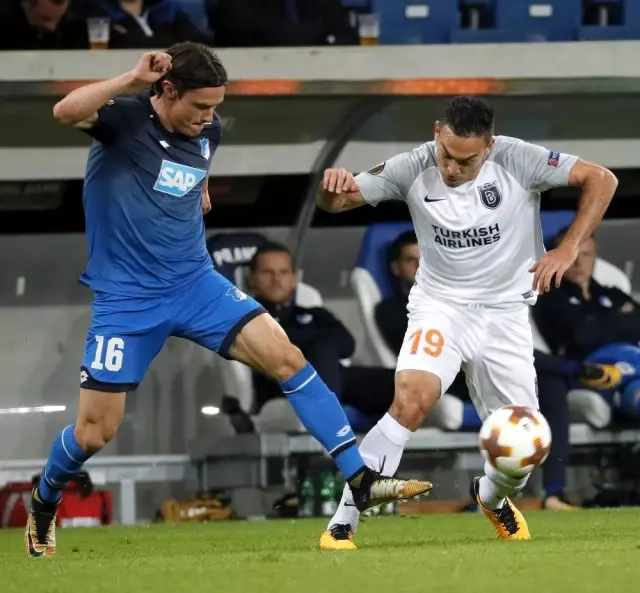 UEFA Avrupa Ligi: Hoffenheim: 0 - Medipol Başakşehir: 0 (İlk Yarı) UEFA Avrupa Ligi: Hoffenheim: 0 - Medipol Başakşehir: 0 (İlk Yarı)