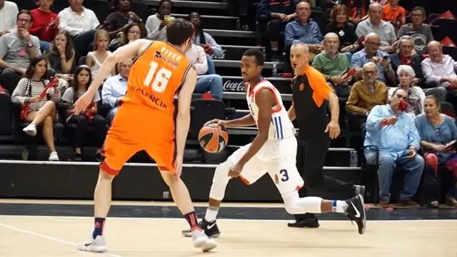 Euroleague'de Anadolu Efes, Deplasmanda Valencia'ya 78-71 Yenildi.
