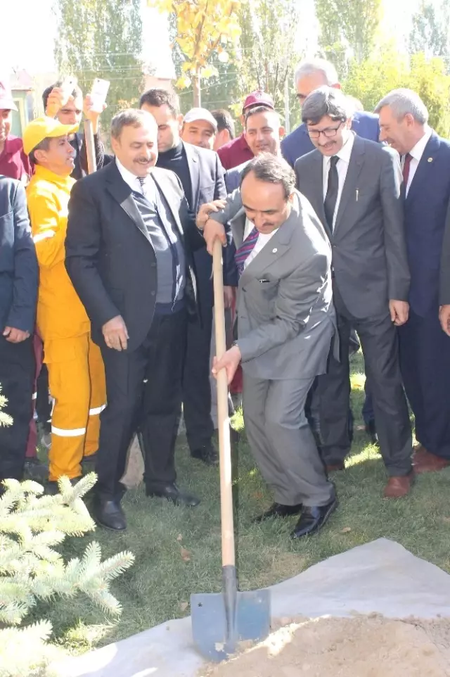 Bakan Eroğlu'ndan, İstanbul'un Suyuyla İlgili Açıklama Açıklaması Bakan Eroğlu'ndan, İstanbul'un Suyuyla İlgili Açıklama Açıklaması