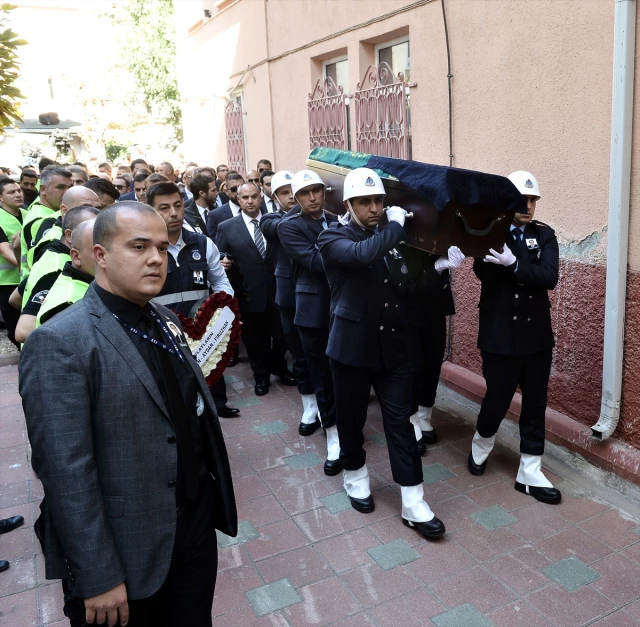 Eti Şirketler Grubu Onursal Başkanı Kanatlı'nın Vefatı haberi fotografı