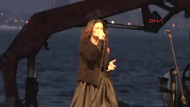 İzmir Körfezi'nde Konser Keyfi