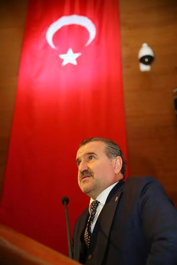Spor Bakanı Bak, Fotoğraf Çekilme Rekoru Kırdı