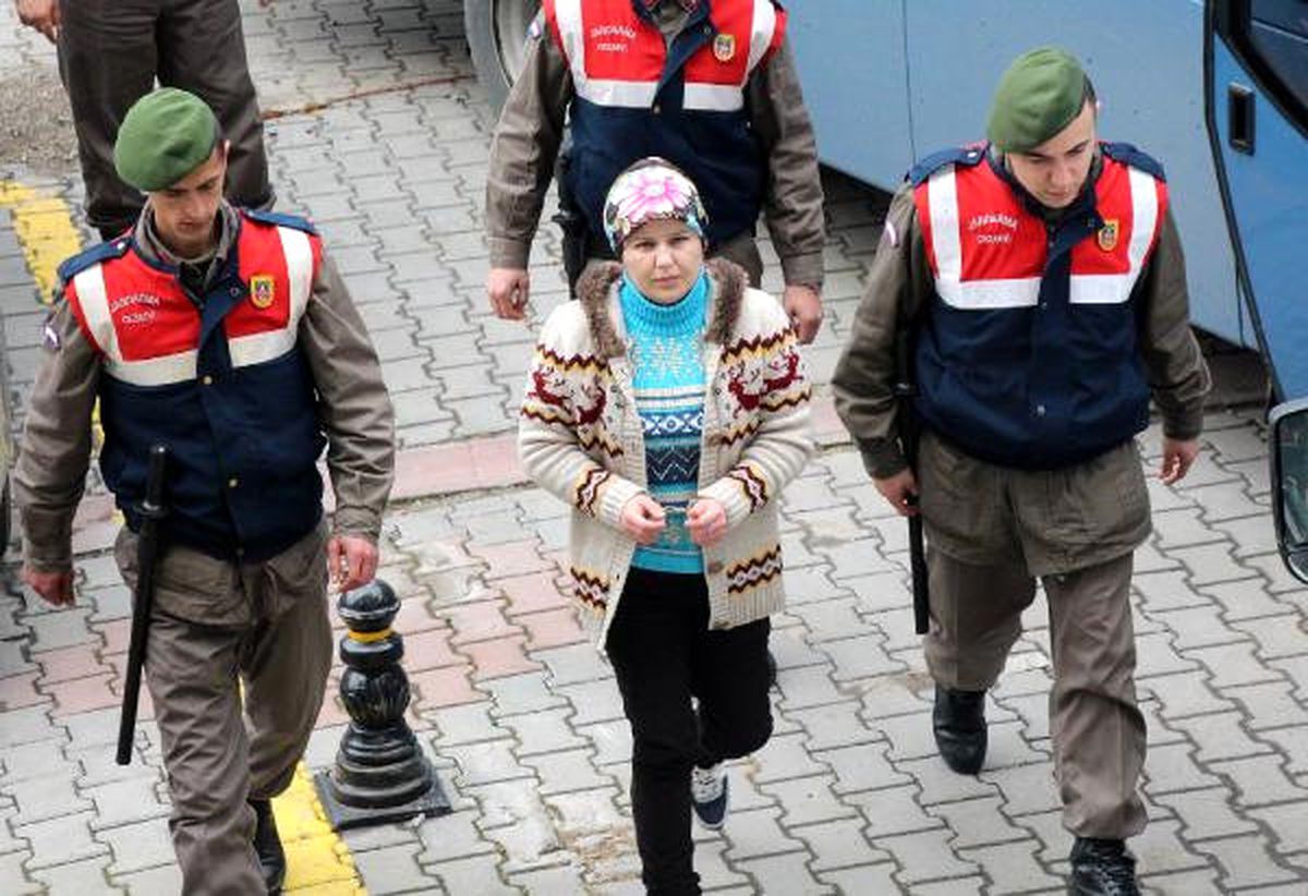 Tacizcisini Öldüren Kadına 'Haksız Tahrik' İndirimi