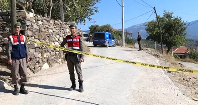 Muğla'da Akılalmaz Cinayet! Balkona Çıktı, Yoldan Geçeni Vurdu!