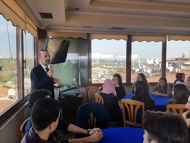 219 Öğrenciye Burs Sevinci 219 Öğrenciye Burs Sevinci