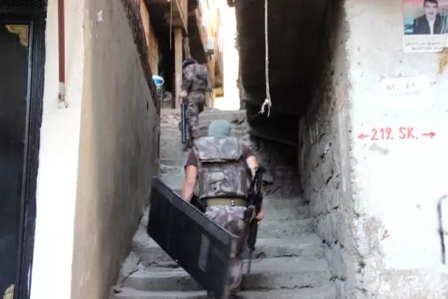 Diyarbakır'da Çok Sayıda Adrese Operasyon