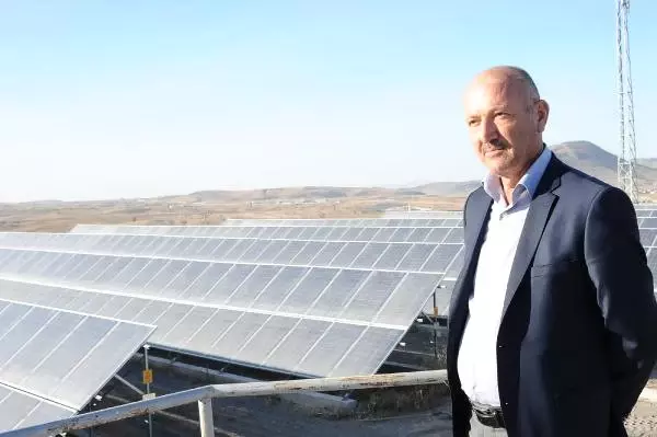 İşadamından Güneş Enerjisine Yatırım Çağrısı İşadamından Güneş Enerjisine Yatırım Çağrısı