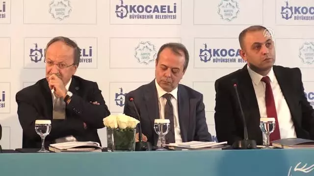 Kartepe Zirvesi'ne Doğru Kartepe Zirvesi'ne Doğru