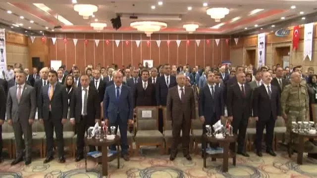 Van'da 'Deprem Gerçeğine Karşı Geç Olmadan Kentsel Dönüşüm' Çalıştayı Van'da 'Deprem Gerçeğine Karşı Geç Olmadan Kentsel Dönüşüm' Çalıştayı