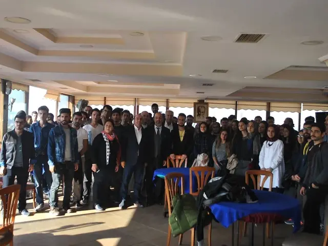 219 Öğrenciye Burs Sevinci 219 Öğrenciye Burs Sevinci