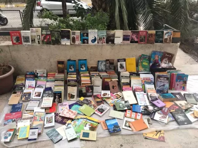 Selden Zarar Gören Kütüphaneyi Birlikte Kurdular Selden Zarar Gören Kütüphaneyi Birlikte Kurdular
