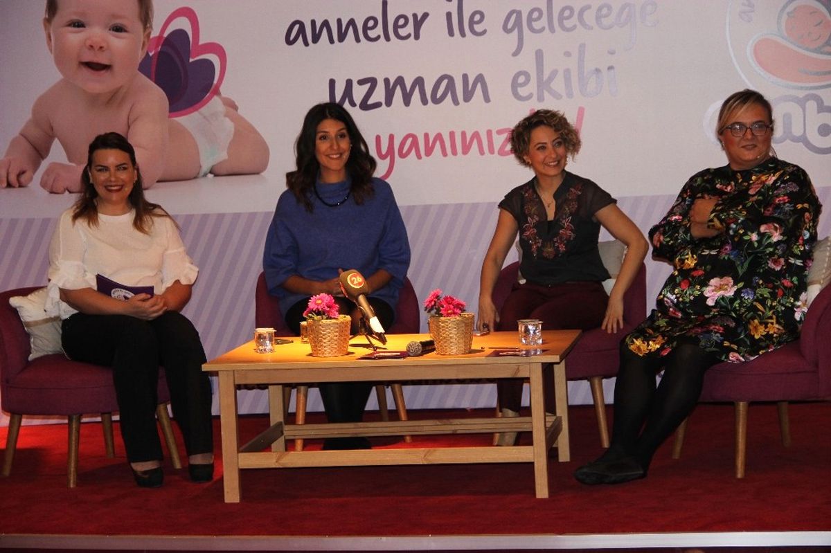Seren Fosforoğlu'ndan Bakan Sayan'a Teşekkür