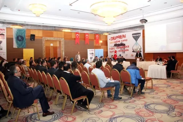 Deprem ve Kentsel Dönüşüm Çalıştayı Sona Erdi Deprem ve Kentsel Dönüşüm Çalıştayı Sona Erdi