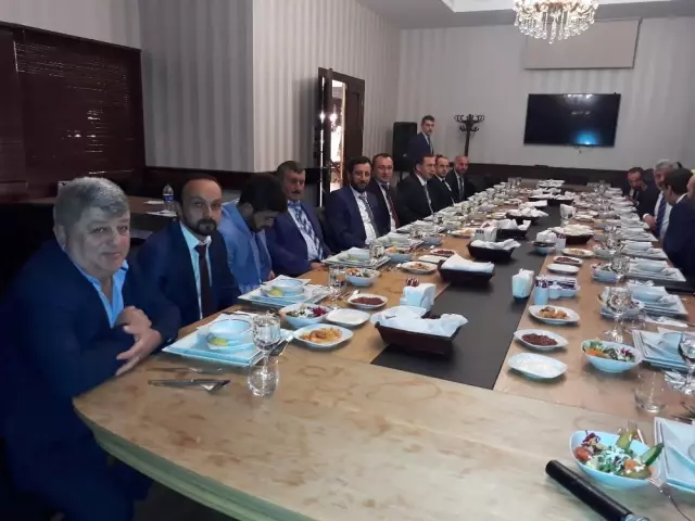 AK Parti Vakfıkebir İlçe Teşkilatı Ankara'da Toplandı AK Parti Vakfıkebir İlçe Teşkilatı Ankara'da Toplandı