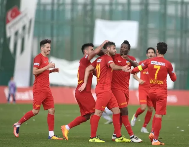 Ziraat Türkiye Kupası: Yeşil Bursa: 1 - Kayserispor: 2 Ziraat Türkiye Kupası: Yeşil Bursa: 1 - Kayserispor: 2