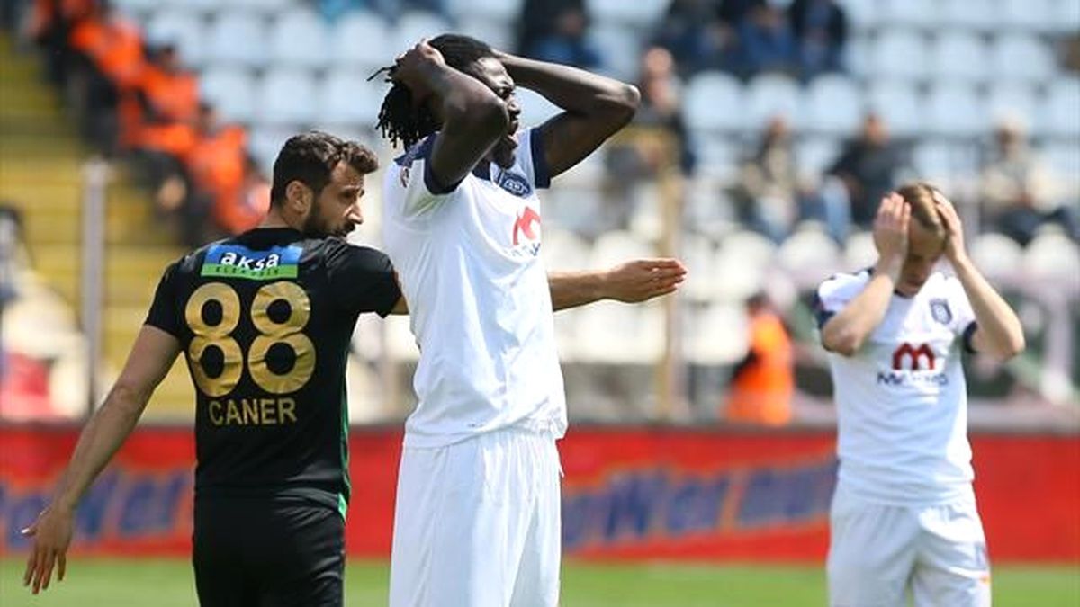 Medipol Başakşehir, Akhisarspor'u Konuk Ediyor