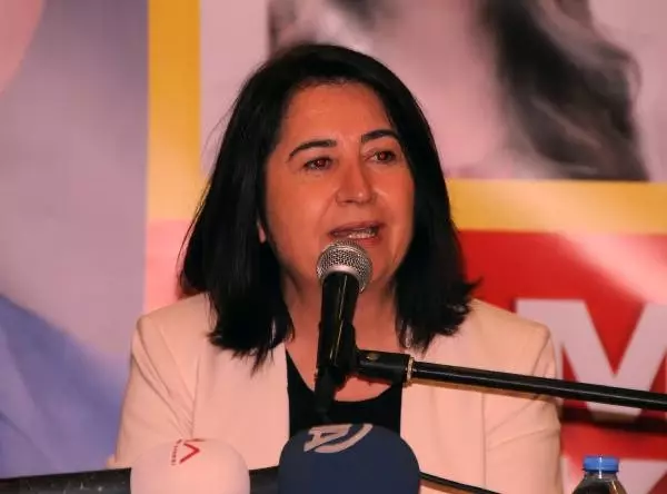 Hdp'li Kemalbay: AKP'li Belediye Başkanları Neden Ayrıldıklarını Açıklamalı Hdp'li Kemalbay: AKP'li Belediye Başkanları Neden Ayrıldıklarını Açıklamalı