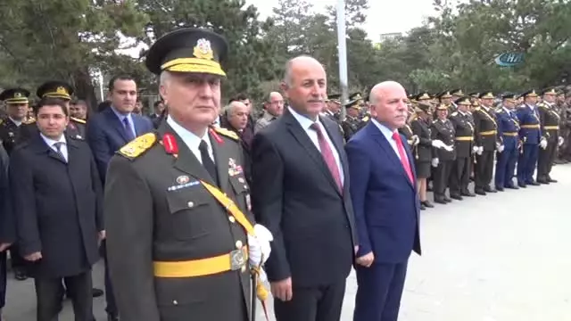 Vali Azizoğlu'ndan Öğrencilere 29 Ekim İmtihanı Vali Azizoğlu'ndan Öğrencilere 29 Ekim İmtihanı