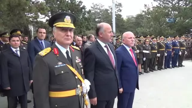 Vali Azizoğlu'ndan Öğrencilere 29 Ekim İmtihanı Vali Azizoğlu'ndan Öğrencilere 29 Ekim İmtihanı