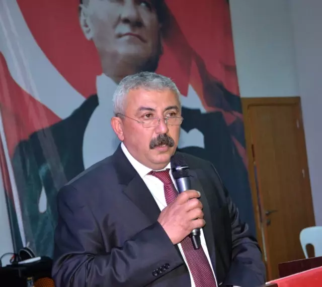 300 Metrelik Bayrakla 29 Ekim Coşkusu 300 Metrelik Bayrakla 29 Ekim Coşkusu