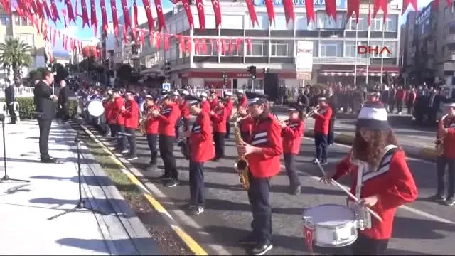 Aydın Ege'de Cumhuriyet'in 94'üncü Yıl Coşkusu Aydın Ege'de Cumhuriyet'in 94'üncü Yıl Coşkusu