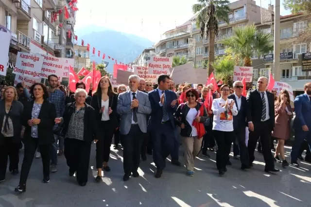 CHP'den Cumhuriyet Bayramı Töreni CHP'den Cumhuriyet Bayramı Töreni