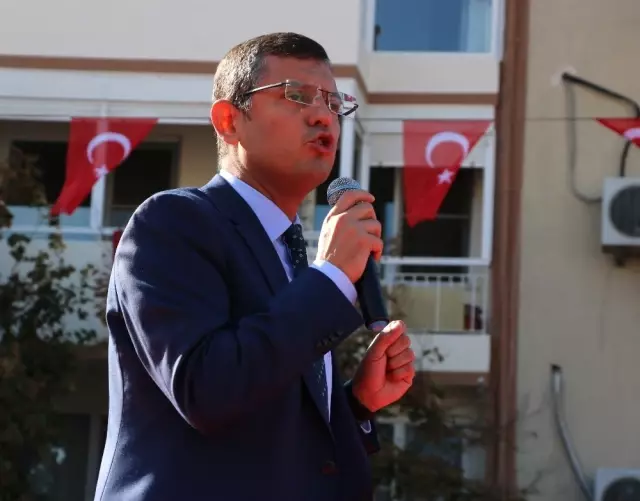 CHP'den Cumhuriyet Bayramı Töreni CHP'den Cumhuriyet Bayramı Töreni