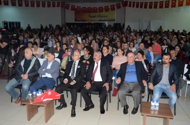 300 Metrelik Bayrakla 29 Ekim Coşkusu 300 Metrelik Bayrakla 29 Ekim Coşkusu