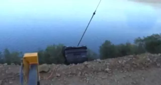 Alibeyköy Barajını, Çalıntı Araç Garajına Çeviren Arap Emrah Çetesine Operasyon Kamerada! Alibeyköy Barajını, Çalıntı Araç Garajına Çeviren Arap Emrah Çetesine Operasyon Kamerada!