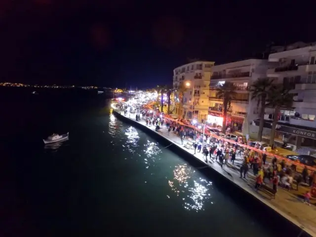 Ayvalık'ta Cumhuriyet Gecesi
