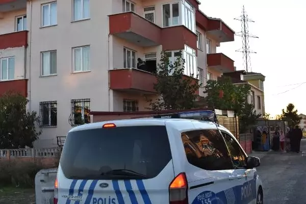 8 Yaşındaki Çocuk, Babasının Silahıyla Oynarken Kendisini Başından Vurdu 8 Yaşındaki Çocuk, Babasının Silahıyla Oynarken Kendisini Başından Vurdu
