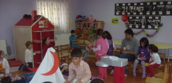 Kızılay'dan 'Çocuklar İyilikle Büyüsün' Projesi
